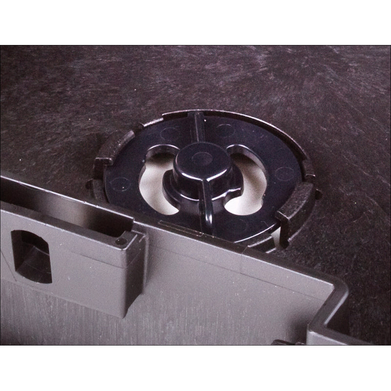 6615LB Secure-Lock Case with One Compartment Core and Short Axle Lockdown Feature – Lockdown Close-up View