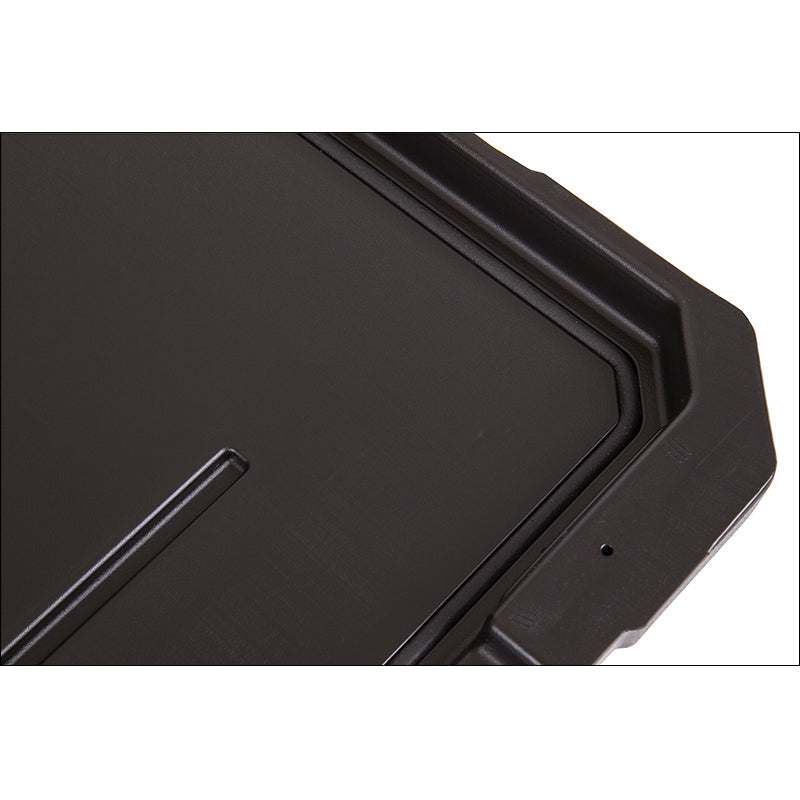 819768AE Bi-Fold Docu-Box Document Case – Close-up of Seal